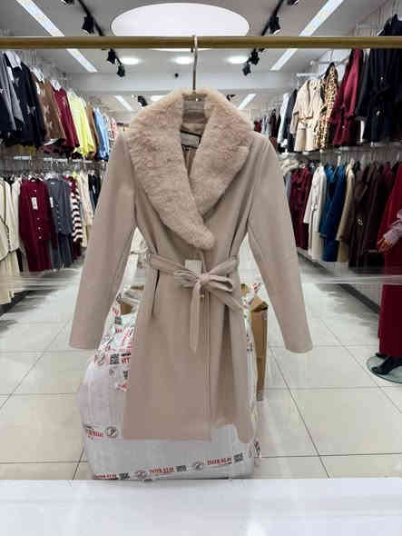 بنت الأكابر الحريه قرب العياده الشعبيه ***********
