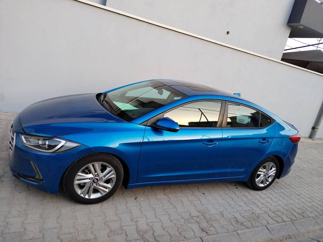 السلام عليكم النترا 2017 وارد امريكي حادث بنيد فقط سياره فول مواصفات بصمه فتحه تحكم تدفه كشنات شاشه كامره محرك 2000 دوش كير ومحرك كفاله من الفتح تبريد ثلج صدر جديد سياره كلش جديده تجي وتشوف ماشيه 99 وشرط السونار رقم أربيل بأسمي تحويل بأي وقت يعجبك السعر 118 بي مجال بسيط مكاني بغداد الزعفرانيه ***********
