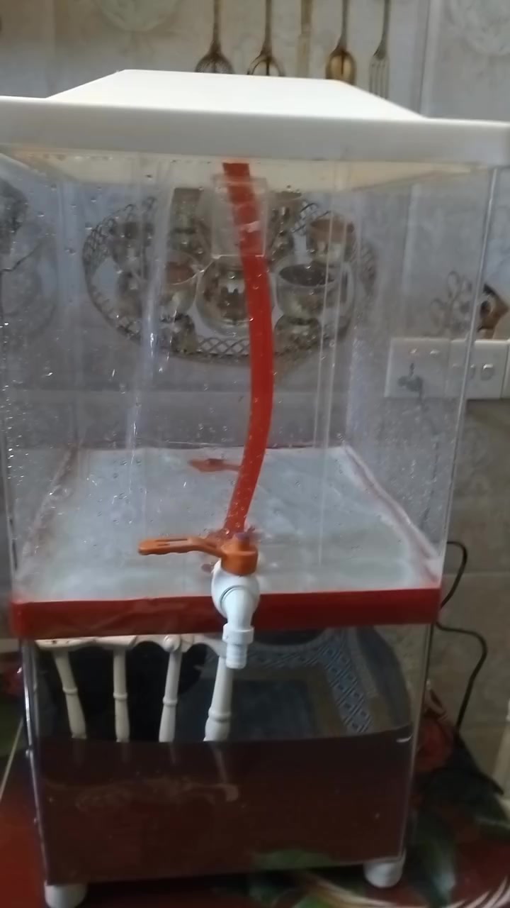 سلام عليكم من رخصة الادمن المحترام عندي مكينة عصائر للبيع السعر 70 وبيهة مجال بغداد الكرخ هاتف ***********
