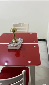 ميز طعام • البوبيات