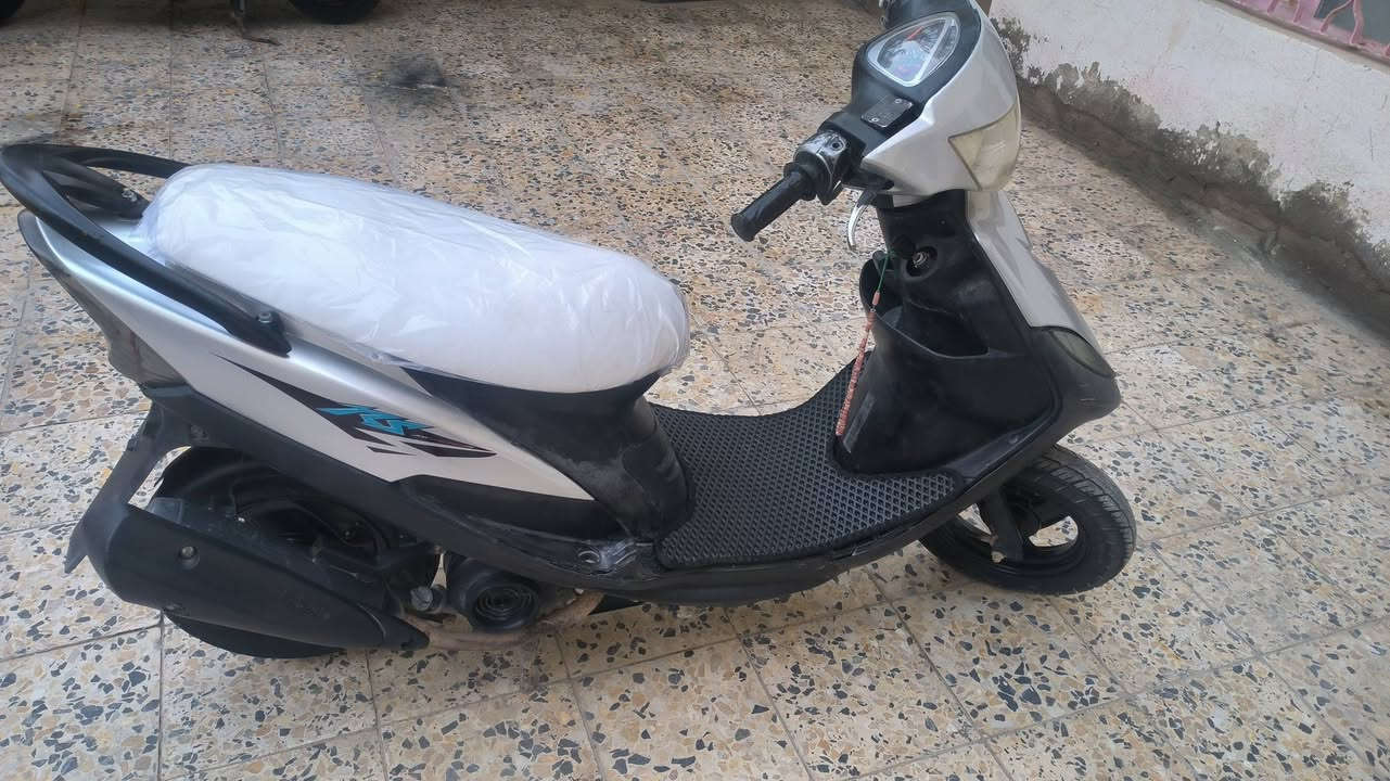 دراجه ماكس عدله مفتوحه فقط ولفات دراجه كامله مكمله كلهه شغاله سلف هندر كهربائيات عداد اشاير هورن ماذب عليه ربع دينار السعر 675وبيهه مجال الدراجه انضف من الصوره مكاني قضاء المدينه ***********
