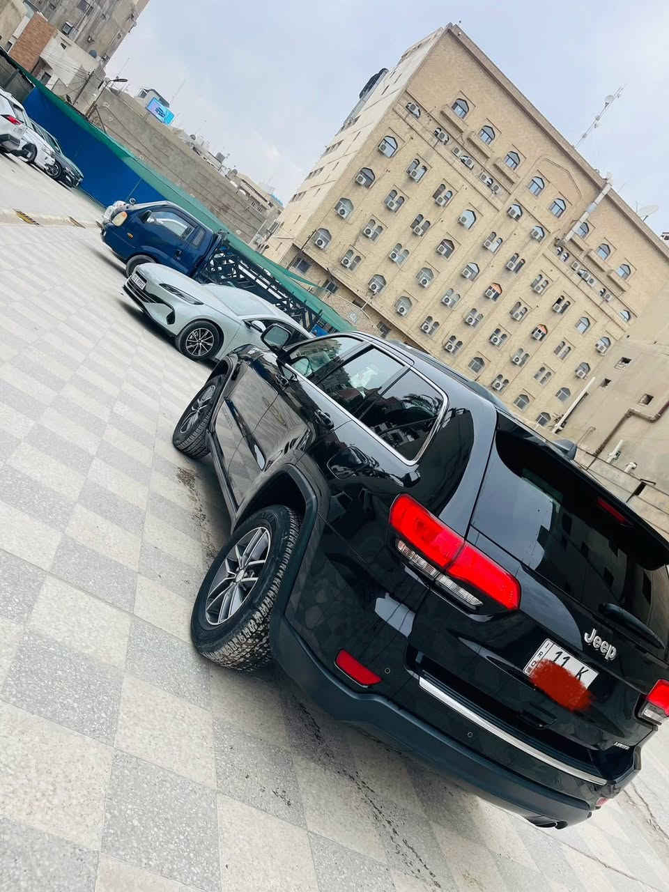 للبيع فقط جيب لمتد 2018 مكينه3600 توويل  فول مواصفات فتحه صندوك كهرباء خزن ميموري اربع كشنات تدفئه جام قلاب رادار  وبقيه المواصفات معروفه حادثه جاملغ وبنيد بدون ايرباك خفيف كلش وبيه بالعراق بيبان ثنين عكس سايق نصبغ نصهن  ماشيه110 mi السعر 185 للاستفسار *********** اعتذر عن المراوس بيع فقط سونار موجود وصور الحادث موجوده
