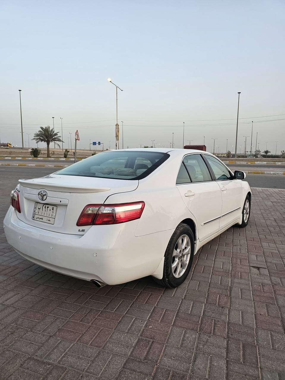 كامري للبيع
موديل 2009وارد امركي كلين تايتل
 داخله للعراق بدون حادث رقم بغداد  
حالين رش بدون حادث ٣قطع احولك مباشر السيارة جديده ومابيه اي نقص عداد مشي السيارة 143 حقيقي
1) كير جديد مابي اي مشكله
2) محرك جديد الحجم 2400 مرغوب
3) صدر ادامة خلفي امام جديد
4) تبديل درايم شفتات اماميه 
5) تخم تاير جديد
6) تدفئه وتبريد جديد شغالات 
7) كهربائيات السيارة كله جديده 
8)شاشه دشبول كامرة خلفيه 
9) كشن كهربائي تحكمات 
اكرر كلامي ٣قطع رش بدون حادث
السعر 112 وبيه مجال بسيط 
العنوان الفلوجه
***********
***********
