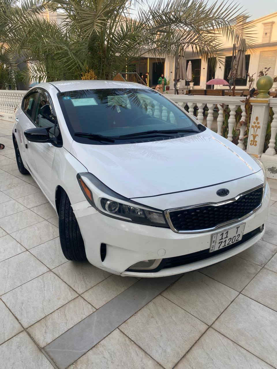 السلام عليكم فورتي ٢٠١٧
كلشي موضح بالسونار
شباب مستعجل ع البيع
مكاني الشعب
***********
السعر ١١٠
