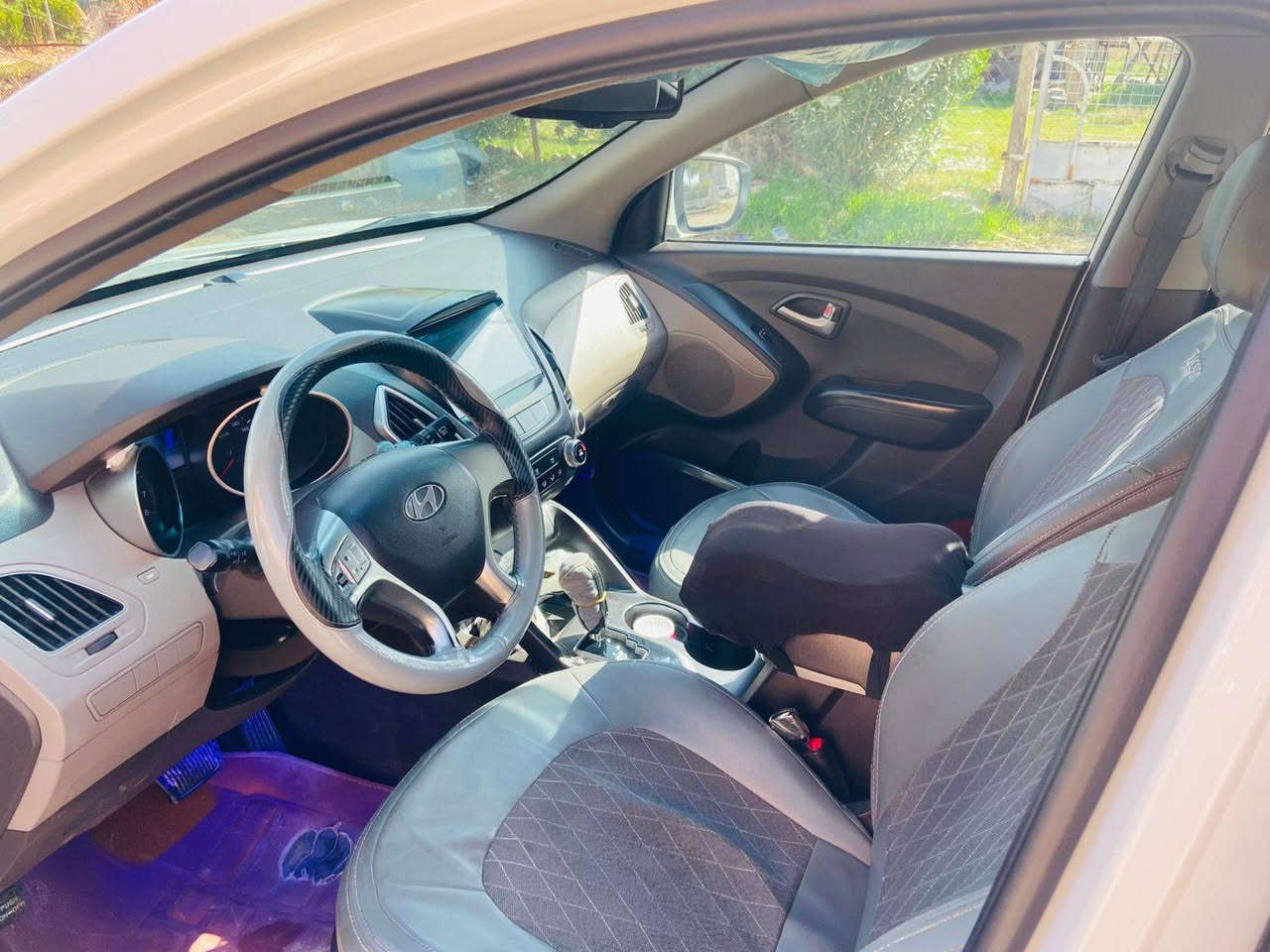 هونداي توسان موديل 2012 رقم سليمانية سنوية وهزة جديد كير محرك مكفول دواخل نضيفة دوشمة كوشنات أرضية جلد شاشة ايباد تخم تاير جديد صدر جديد من الاخير سيارة جاهزة سعر 153 وبيهة مجال مكان السيارة ديالى خانقين خناقين, ديالى


**إذا كنت صاحب هذا الإعلان وتريد حذفه لأي سبب، رجاءا أرسل رسالة إلى الدعم الفني**