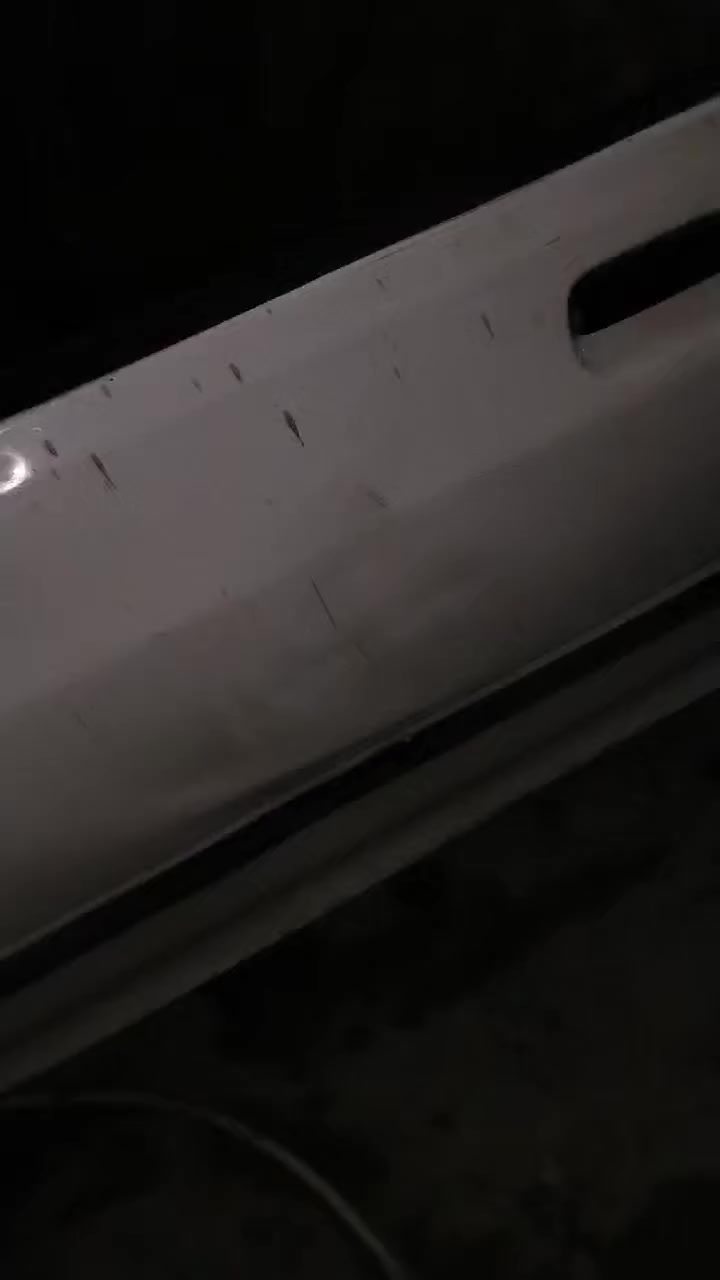 السلام عليكم 
مرخصة الادمن 
سايبه موديل ١١خصوصي رقم بابل ألماني سنويه لل28 شرط التحويل  مكينه كير خير من الله حداديه نص عمر  تايرات نضاف 
عليه غرامات 300الف ينزلن من السعر 
كهربائيات شغاله 
تبريد مايشتغل 
بخصوص الشواصي رفقت فيديو بمكانك تشوف وتعرف السايبه كله تعمير 
السياره وضعه جيد 
السعر ب25 وبيه مجال الخاص مفتوح 
المكان بابل محاويل


**إذا كنت صاحب هذا الإعلان وتريد حذفه لأي سبب، رجاءا أرسل رسالة إلى الدعم الفني**