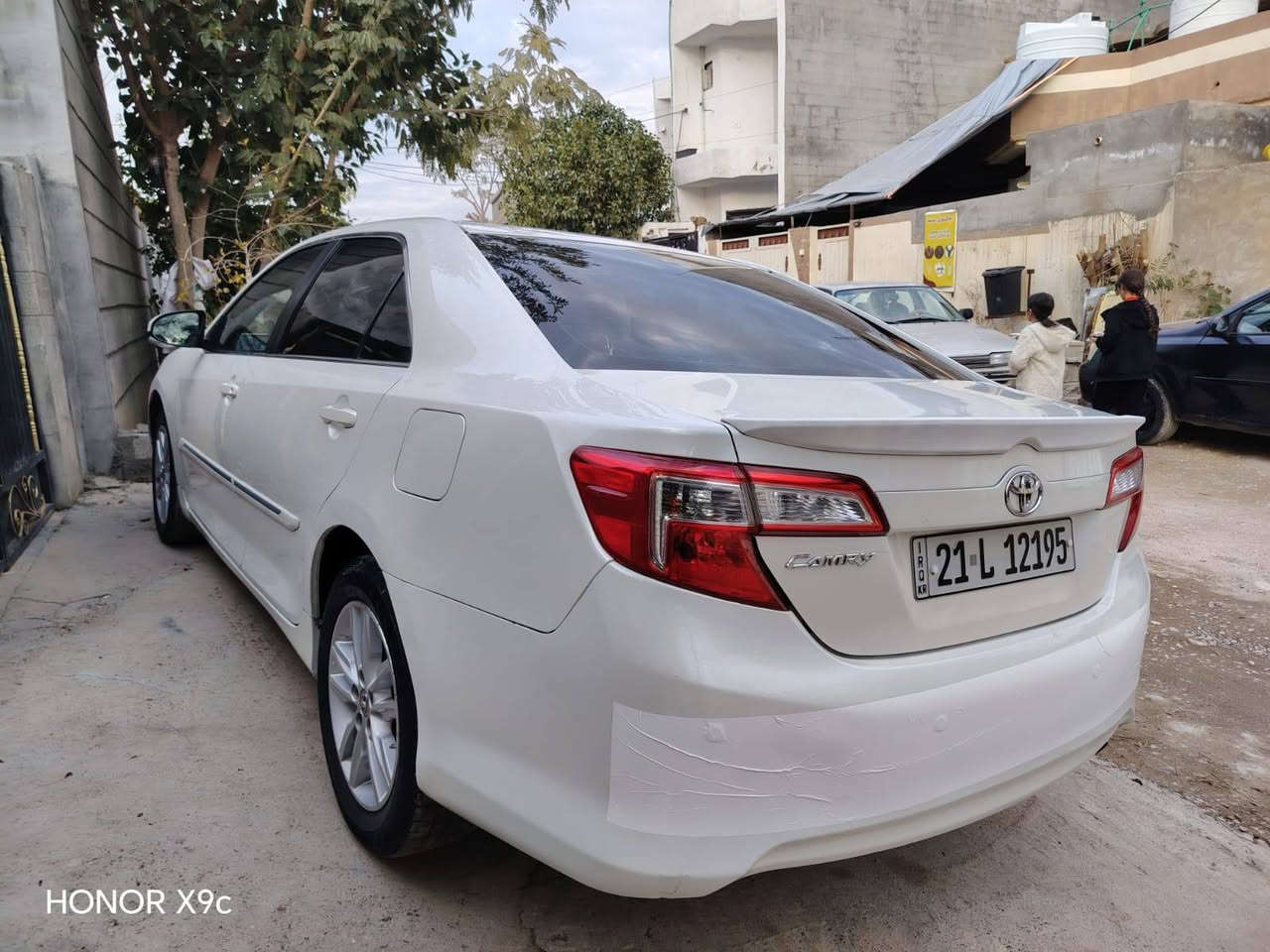 سلام عليكم للبيع تيوتا كامري 2013 خليجي البونيد صبغ وبيها كارت بلهلال جامرلغ فقط سياره بسمي نفس اليوم احولها بسمك استفساراكثر تصل *********** محرك كير مكفولات شرط مامفتوح رقم سليمانيه كلشي جديد تخم تاير صدر سياره جدا نضيفه داخل وخارج سعر 132 وبيها مجال
