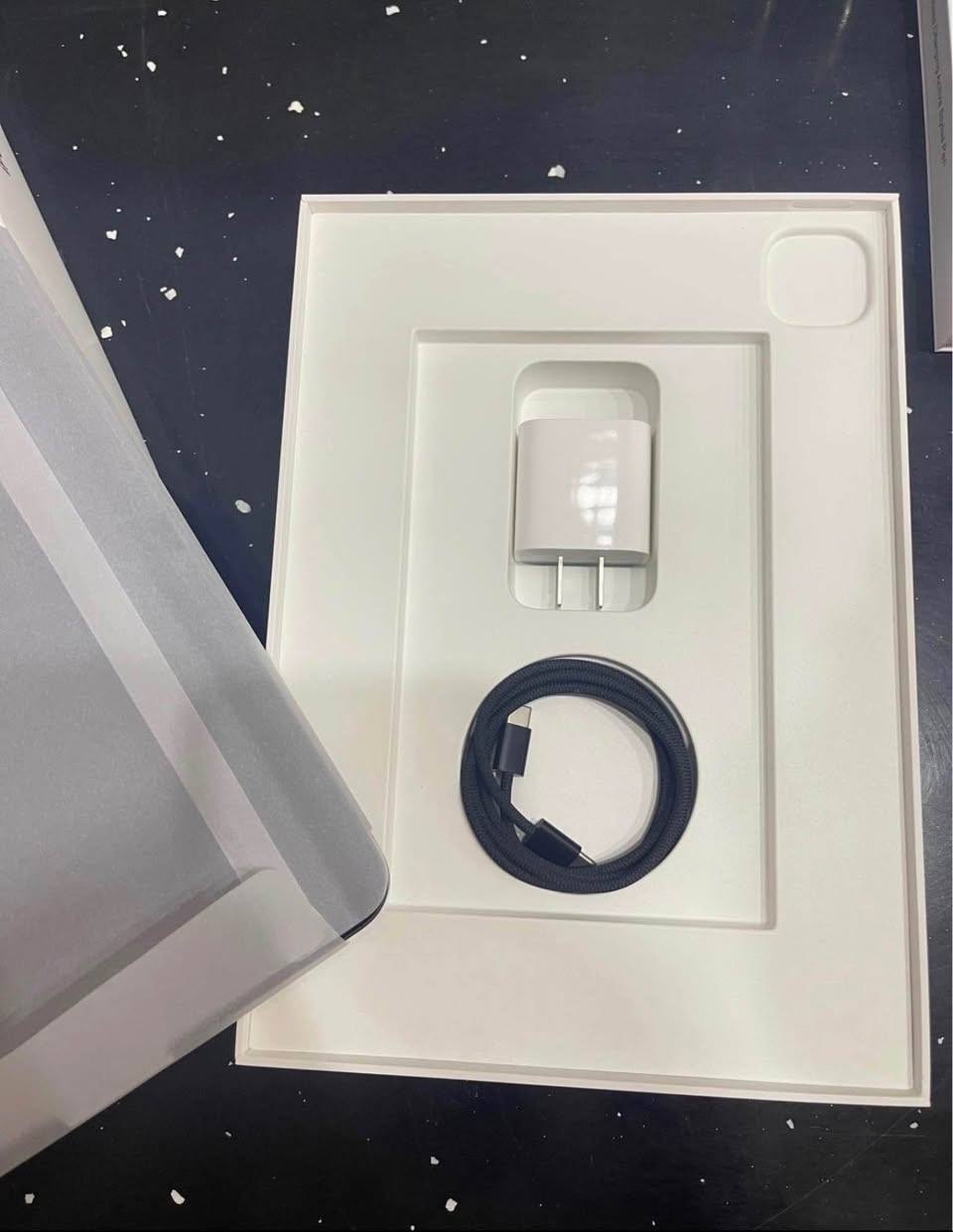 ايباد برو M5 حجم 11
ذاكرة 256 ايباد جديد مستخدم ايام فقط ركز (M5 مو M4 )
مشحون 17 مرة 
كامل ملحقات … مكاني ناصرية مركز
رايده ب مليون و 375
للتواصل واتساب اضغط ع رابط
https://wa.me/9647826416262 ناصرية, ذي قار


**إذا كنت صاحب هذا الإعلان وتريد حذفه لأي سبب، رجاءا أرسل رسالة إلى الدعم الفني**