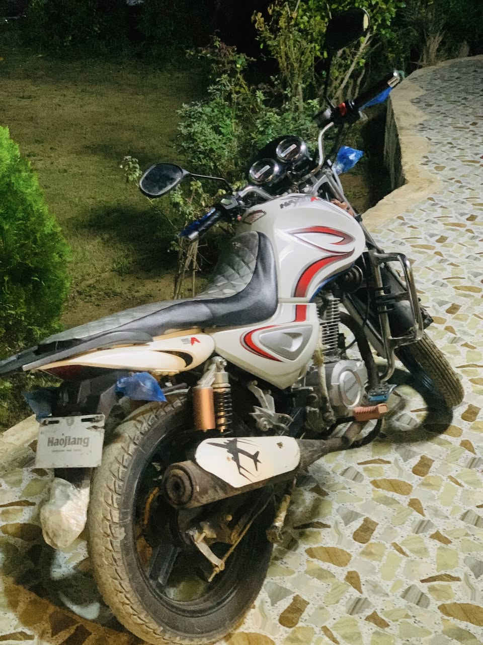 السلام عليكم
دراجه موديل ٢٠٢١ محرك ٢٠٠ مكفول كفاله عامه مكاني يثرب السعر ٨٠٠ وبي مجال المو شراي لا يخابر ولا يكسر بحلال العالم رجائا ***********
