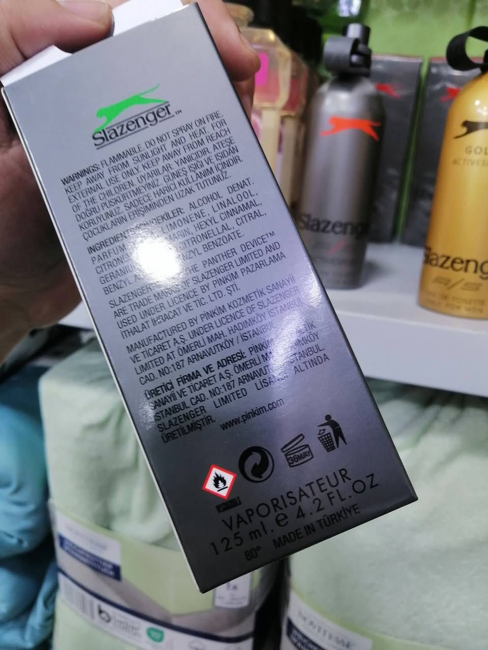 #عطر سلانجر تركي اصلي ثباتيه قويه بسعر ٤٠٠٠ دينار
#توصيل داخل الديوانيه ١٠٠٠ دينار
رقم الهاتف ***********
#العنوان الجزائر شارع
 فندق برج الامراء مقابل مطعم باسم ابو المحشي
ومجاور مكتب دره المشرق للاستثمار والتطوير العقاري
