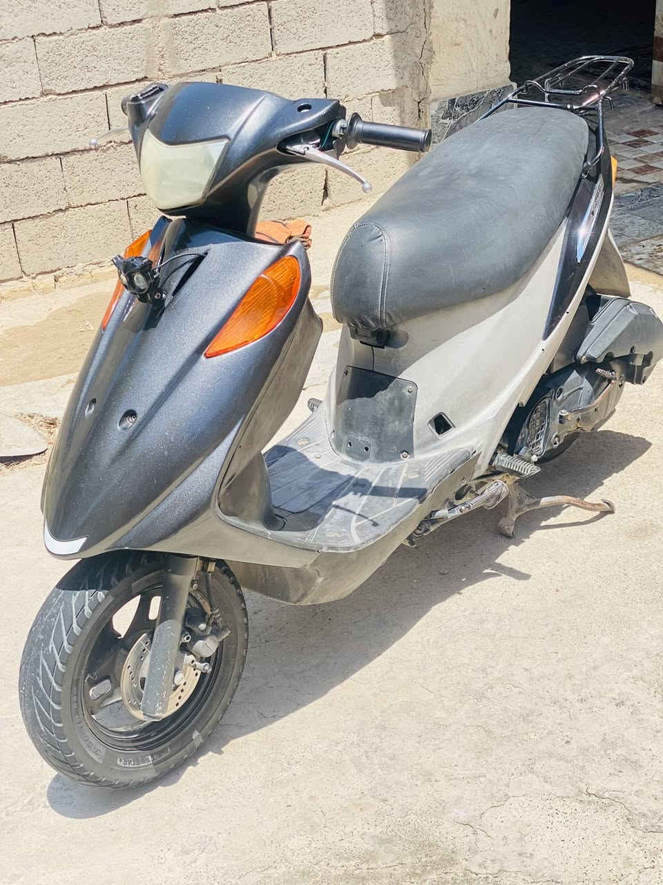دراجه ادرس قديم البيع ب500وبيه مجال 
***********

