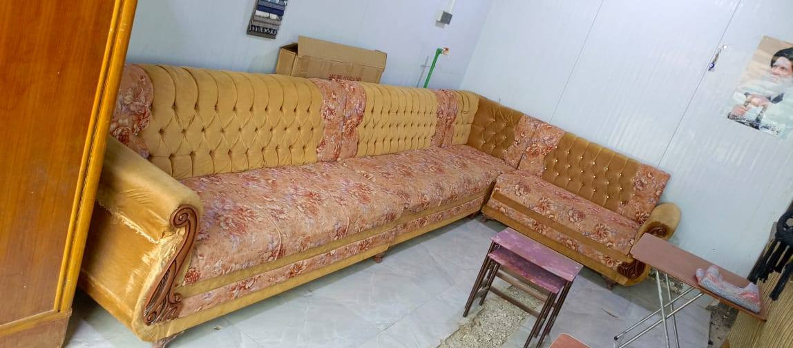 اغراض واثاث منزلي باسعار مناسبه للاستفسار مراسله خاص او اتصال ***********
تخامه
مكانس كهربائيه
طباخات
ميز طعام
مراجيح
غرف نوم
صوبات كهربائيه ونفطيه
