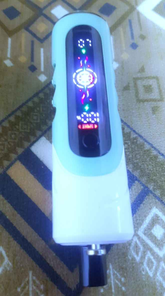 نركيله إلكترونية بنكهة العلكه كلما تخلص تتعبه نكهة اخرى 
ـ قابله للشحن 
ـ صناعه الماني اصليه 
ـ مامستخدمه هواي
ـ وياها شاحنه مالتها بغداد, العراق


**إذا كنت صاحب هذا الإعلان وتريد حذفه لأي سبب، رجاءا أرسل رسالة إلى الدعم الفني**