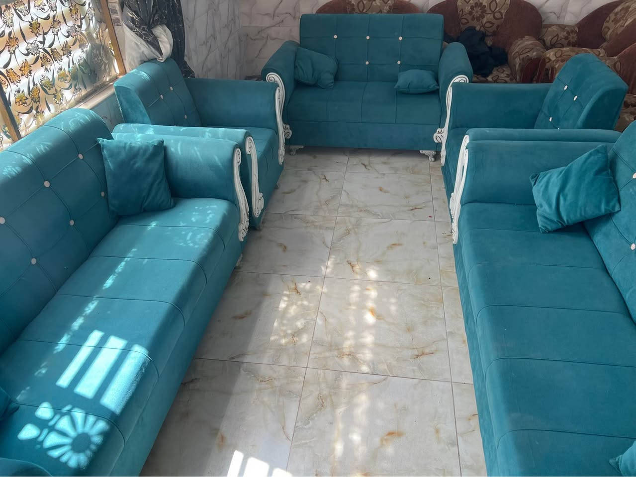 تخم كنبات 10 نفرات تركي مديله حديث ويا كوشات مابي ضرر وكاونتر ابو سنك متر و60 تسكام شراي يتفضل خاص او اتصال 📞 *********** وات ساب النجف, العراق
