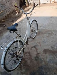 بيسكل بناتي 26 لبيع كامل ماعوزه  شي السعر 55 وبيه مجاال 07882632092 بي...