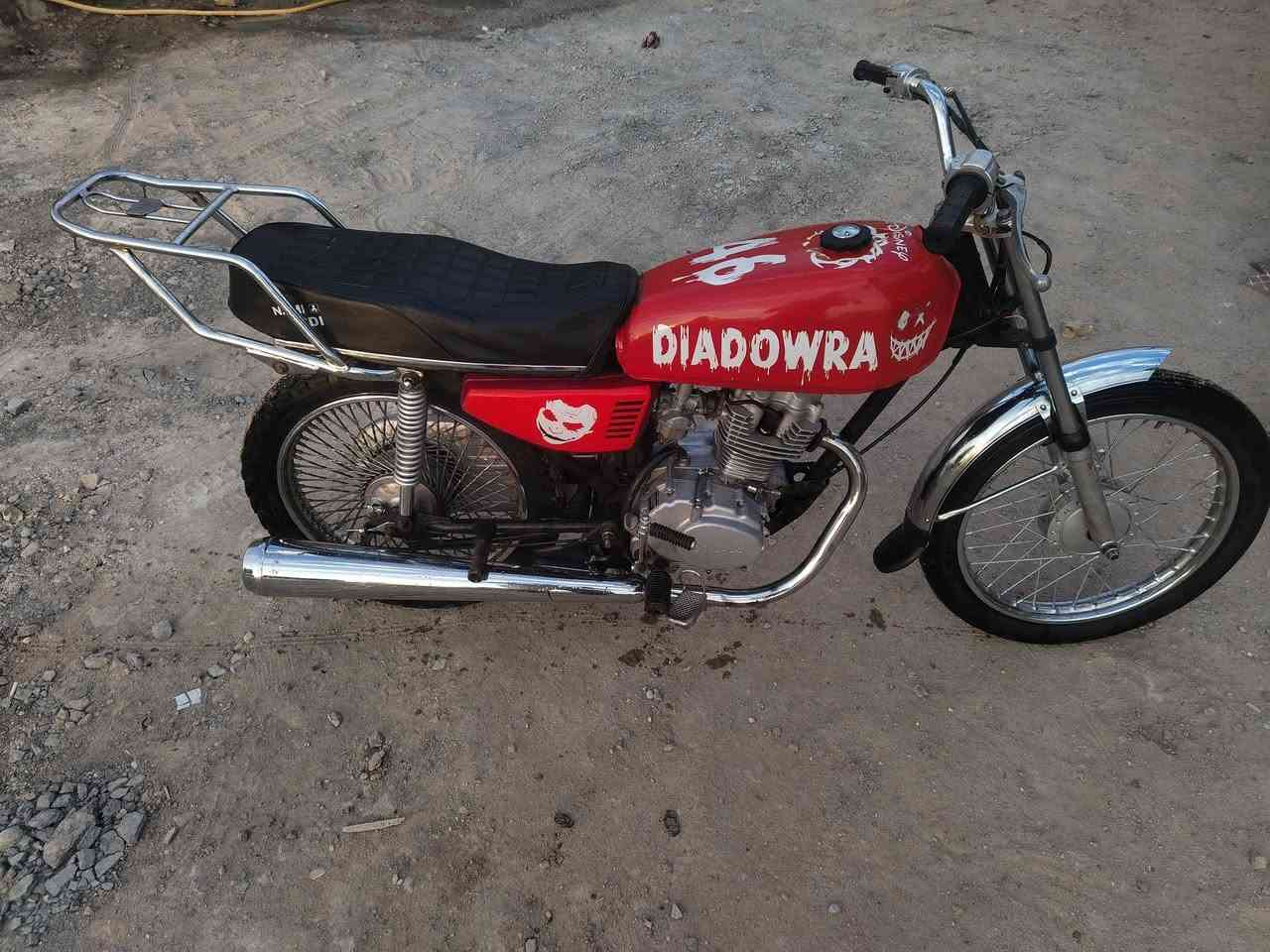 سلام عليكم دراجه كلك موديل 20 مكفوله عشاير محرك مفتوح السعر 375 وبيها مجال المكان قضاء النصر ***********
