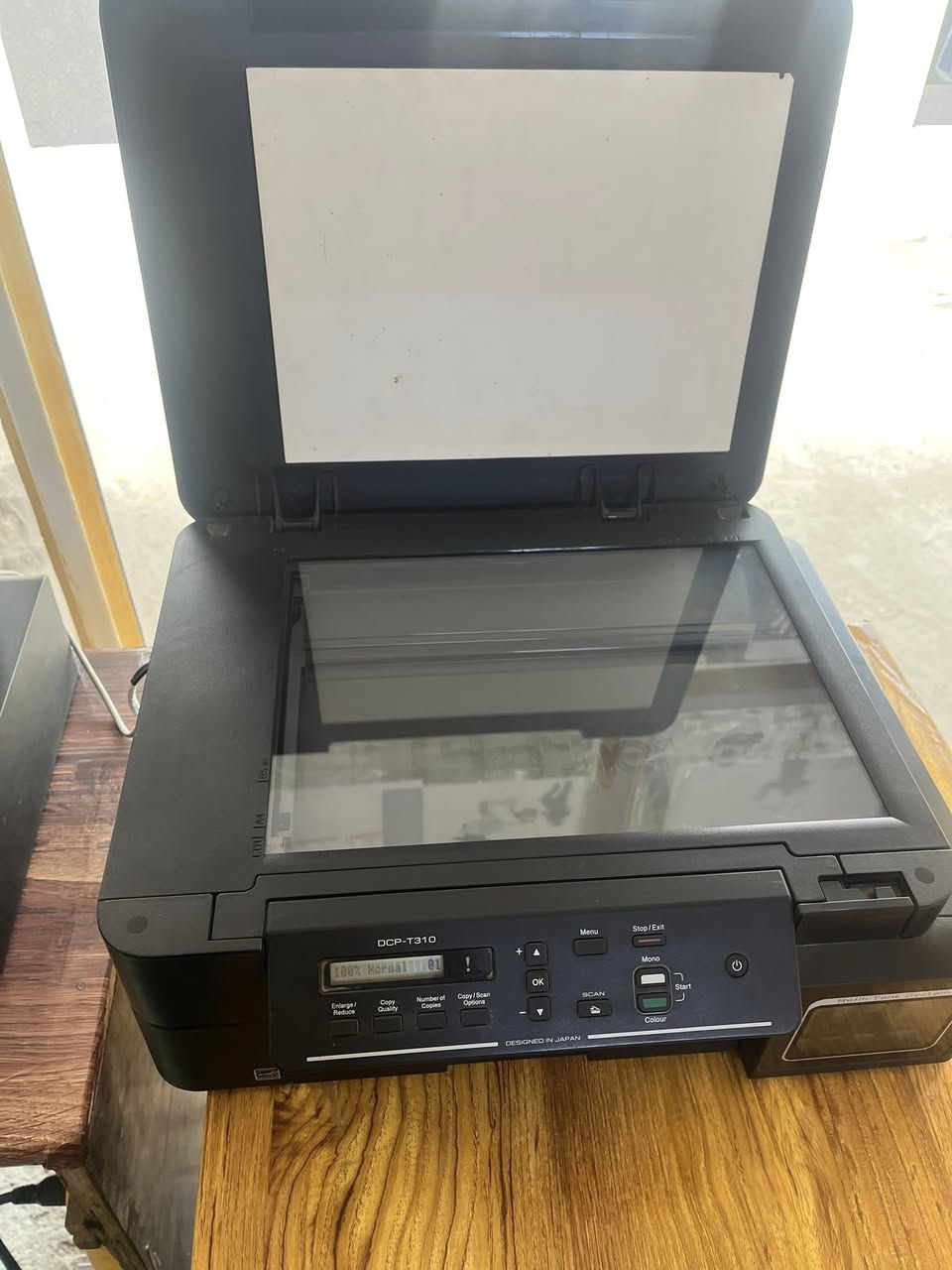 السلام عليكم طابعة للبيع
طابعة للبيع الاسم : brother 
موديل DCP-T310  
طابعة نضيفة وشغلهة حلو وخاصة بطباعة الصور 
مكاني محاويل ابوسديرة 
للاستفسار الاتصال : ***********
