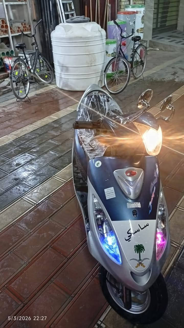 سلام عليكم دراجه كامكو v2 مديل 13 فحل للبيع لدراجه نضافه 90% مكان شطره لسعر  850 وبيها مجال بصيط كلش  خاص موجود ورقم بي واتساب/ *********** / ✈️🤍
