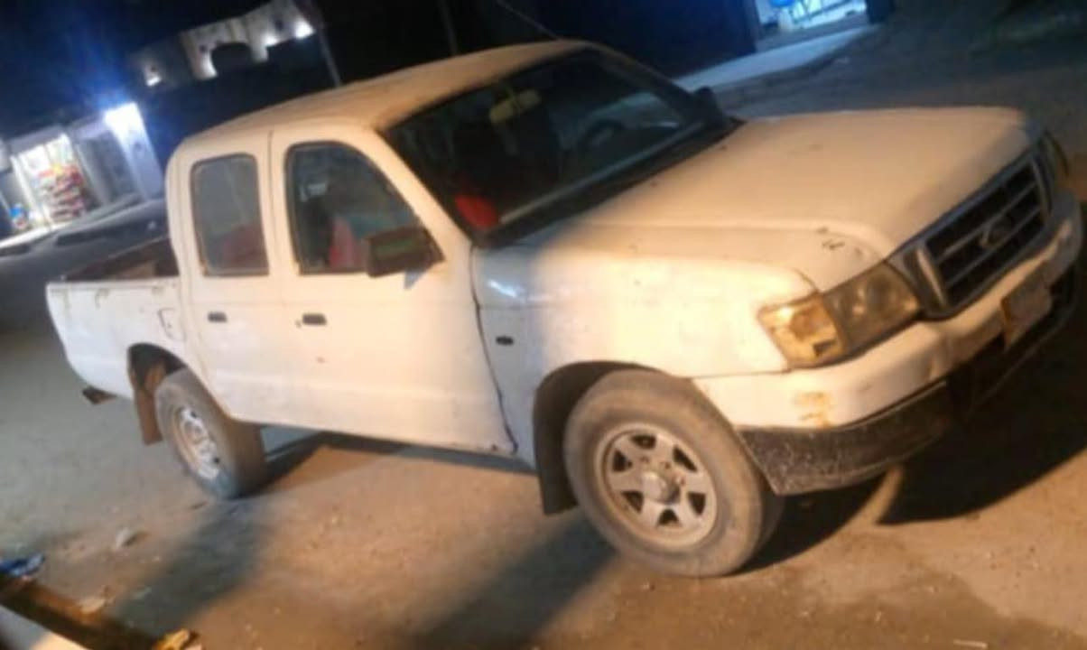 سياره فورت بيكم امريكي 2003محور ونجي ذي قار الماني السعر 25وبيه مجال الرقم *********** مكلف بل نشر غير متواجد بل فيس
