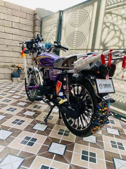 اسلام عليكم 
سيفان سونگ 
موديل 25 
عل وضع الشركة 
مجنبز متخلي علي ربع 
كلشي بي واضح بل تصوير 
دراجة جهازة من كلشي نشاط
فول ما شاءلله  
ما تشتري لا تعامل و لا تجي وتكول بسوك ارخص 
ومدري شنو ما يعجبك اخويه اعبر المنشور ✅🤍
سعر خاص او اتصال ***********
