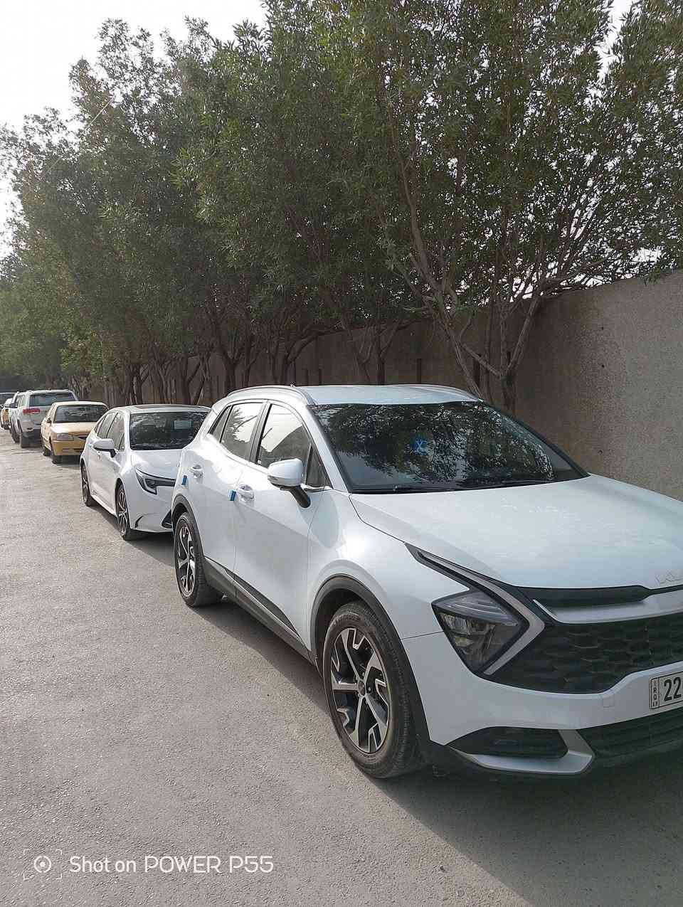 السلام عليكم للبيع سيارة 🚗 كيا سبورتج موديل 2022 خليجي محرك 200 دوش ماشيه 84 الف سيارة حلوة جديده  سبير منازل السعر 205 وبيه مجال للشراي المكان بغداد الرقم الهاتف ***********
