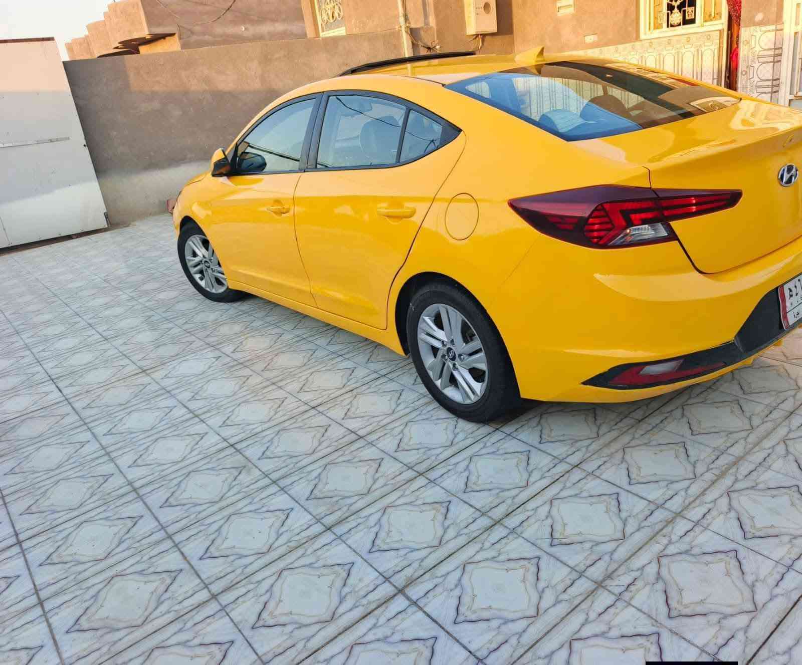 هونداي النترا موديل 2020 رقم بغداد حره تحويل ثاني يوم سنويه مجدده 28 مصفره هيئه وغرامات مشروع وطني وارد امريكي ضربته بس دعاميه اماميه فقط والباقي كفاله عامه من الضربه والتبديل والفتح كفاله عامه مكينه 2000 دوش شرط ما مفتوحه مكينه وكير وحداديه وتبريد وتخم تايرات كله مكفول سياره جاهزه مال جناي بمعنه الكلمه فول مواصفات واحد على واحد فتحه سقف تحكم ستيرن شاره بل مرايه شاشه كبيره كامره دسك خلفي وأمامي ويل كب بصمه تشغيل بصمه ابواب بصمه جنطه شفتات مري شفط فول واحد على واحد مكان سياره ناصريه سعر 123 بيه مجال قليل رقم الهاتف  ***********‬‏ أنه مكلف بل نشر خابر راعيه بيك خير وتدلل
