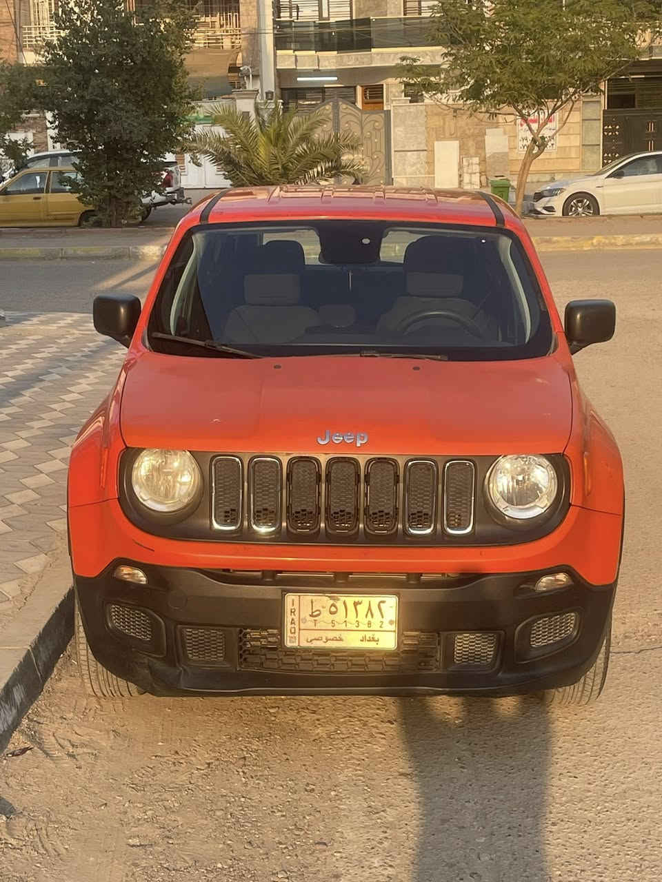 جيب رينگيد 2018
ايرباكات سليمة حادثه بل خارج جاملغ وبنيد وهنا بل عراق الجاملغ مال بانزين ونص الباب بارد 
سيارة عارضه 105$ وبيه مجال 
للتواصل***********
