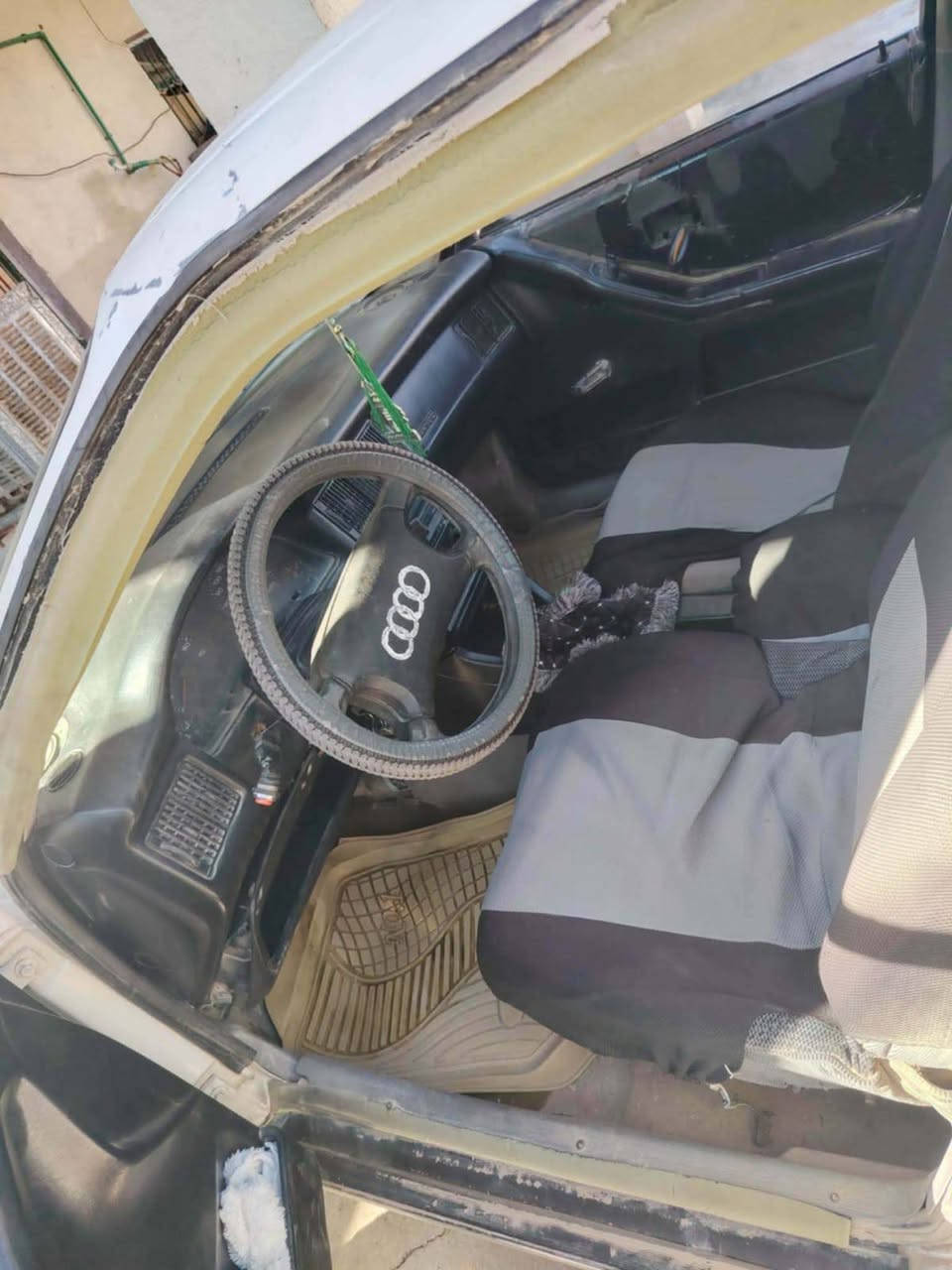 السلام عليكم مكلف بالنشر اودي للبيع والمراوس فحص صلاح الدين تحويل وكالة كير محرك شرط السيارة حلوة وجاهزة شعندك مراوس نزل سوبر بطه السعر 13 وبيها مجال مكانها الشرقاط اسديرة 
***********
