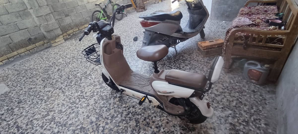 السلام عليكم
دراجه شحن للبيع 
سعر 150بيه مجال 
مكان بغداد العبيدي 
الرقم ***********
