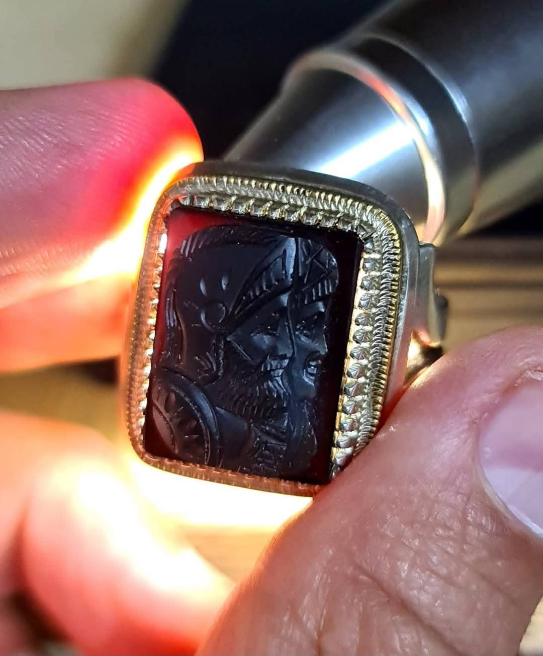 للبيع عقيق يماني تحفة التحف شفة العبد من النوادر صياغة ثقيلة يدوية
قياس 24 . 25 يوجد توصيل ان شاء الله


**إذا كنت صاحب هذا الإعلان وتريد حذفه لأي سبب، رجاءا أرسل رسالة إلى الدعم الفني**