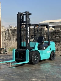 رافعة شوكية • ٣ طن • السليمانية