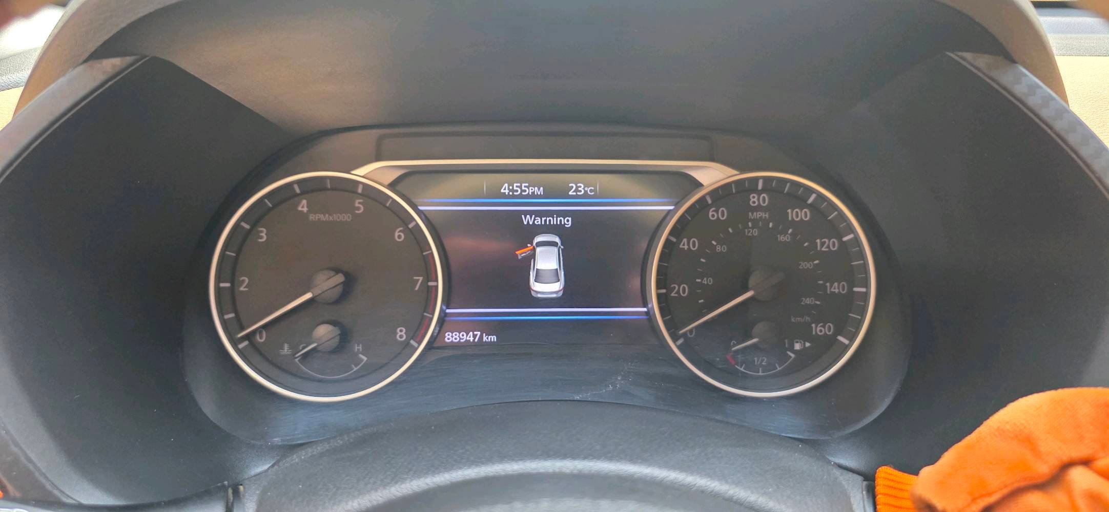 نيسان سنترا موديل 2021 فئه SV فول مواصفات
3N1AB8CV7MY315901 رقم الشاصي
رقم اربيل
ماشيه 89000 km
تحكم بالمري
تشغيل عن بعد 
دخول بصمه
تدفئه كشنات
فتحة سقف
داخل لونين بيجي واسود
تحكمات بالستيرن
منفذ تايبسي ويو اس بي
حساسات وقوف
نظام مانع انزلاق
مثبت سرعه
نظام الفرملة التلقائي
مراقبة ضغط الاطارات
135 ورقه
