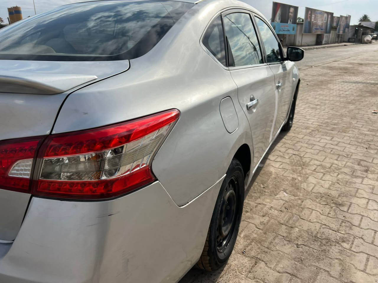 نيسان سنترا رقم بغداد خليجية الشركة العامة مكينة 1600 دووش كغالةً عامة من الحادث فقط شخوط بسيطة جدا ومرشوشة على كدها مكفولة لغود شواصي تكم قمارة حوض السيارة جاهزة مكينة كير تبريد حدادية كهربائيات باتري السعر 86 العنوان الإسكندرية طريق بغداد كربلاء للتواصل ***********///***********///*********** المحمودية, بابل
