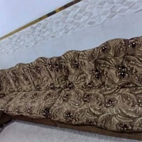 ديوان للبيع السعر 175 07736974684