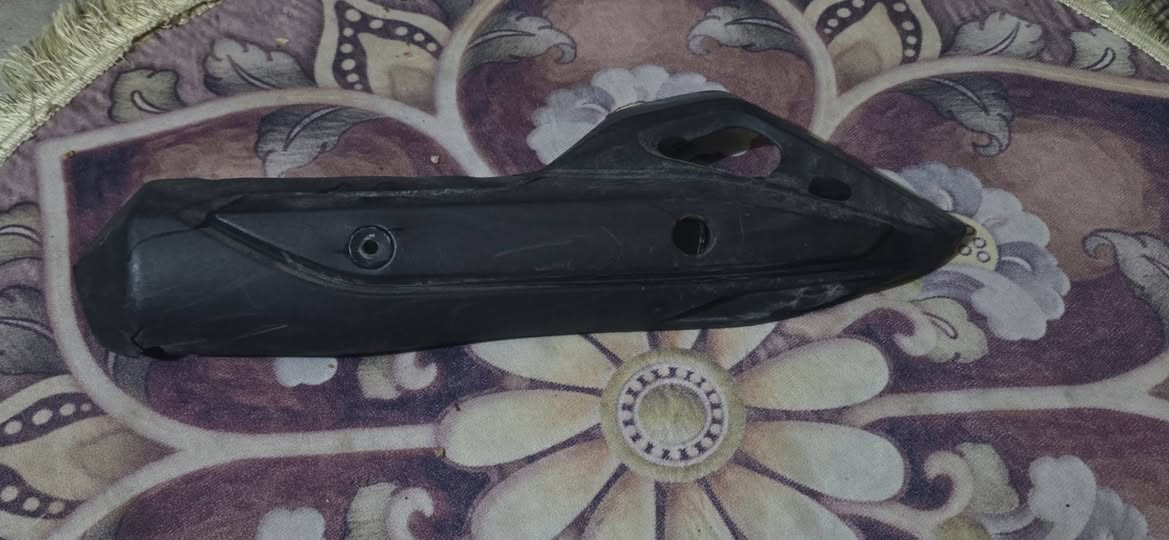 سلام عليكم قطع pcx  بلادي مال تفصيخ للبيع
كشن جيل 2. سعر 70 الف
جامه جيل 2 بلادي. 20 الف
يدات بريك جيل ثاني بلادي 10 الاف
ستاند صفح جيل ثاني 10 الاف

دبلات خلفي رياضي. 60 الف 
شوته على شكل صلنصه رياضي ترهم من الجيل الاول للثالث وترهم للسكنس

سعر 60

واقية صلنصه جيل ثاني 10 الاف

مكاني بغداد ويوجد توصيل لكل المحافظات. للتواصل اتصال او واتساب

***********

