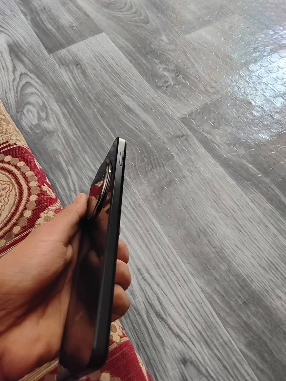 جهاز ريدمي جديد بس ما ويه لاشاحنه ولا كارتون ذاكره64زالغ مامزلوغ سعره125يصير بي ثنين خطوط وبي مجال قليل ***********
