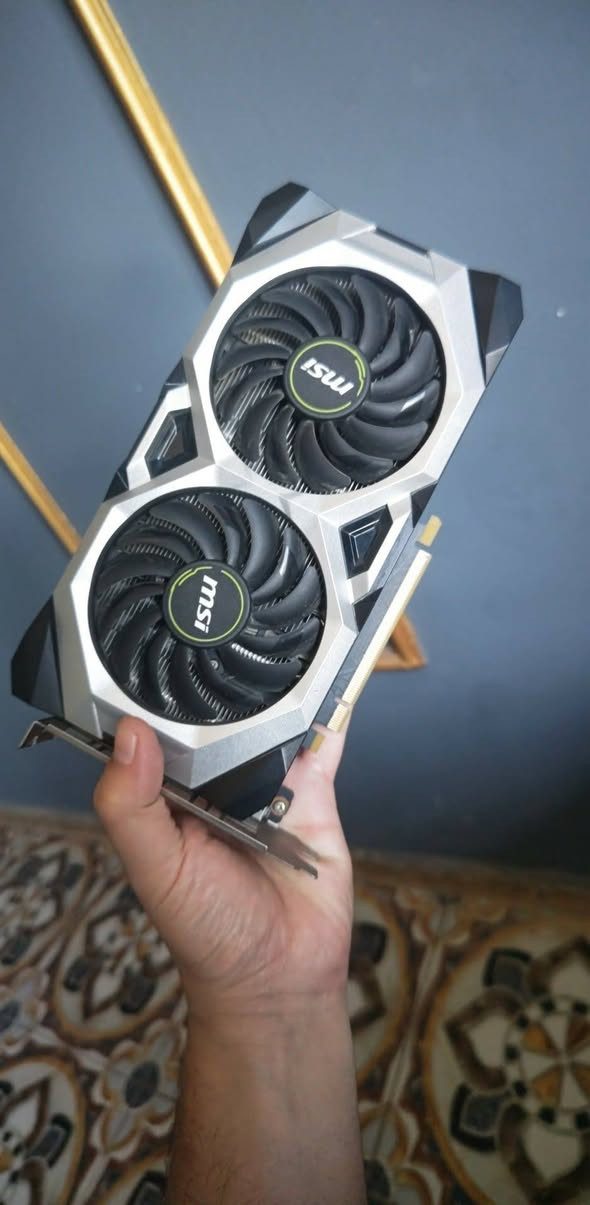 للبيع كرت 1660 سوبر مع بور سبلاي 750 كولد   سعر  200 قفل


**إذا كنت صاحب هذا الإعلان وتريد حذفه لأي سبب، رجاءا أرسل رسالة إلى الدعم الفني**