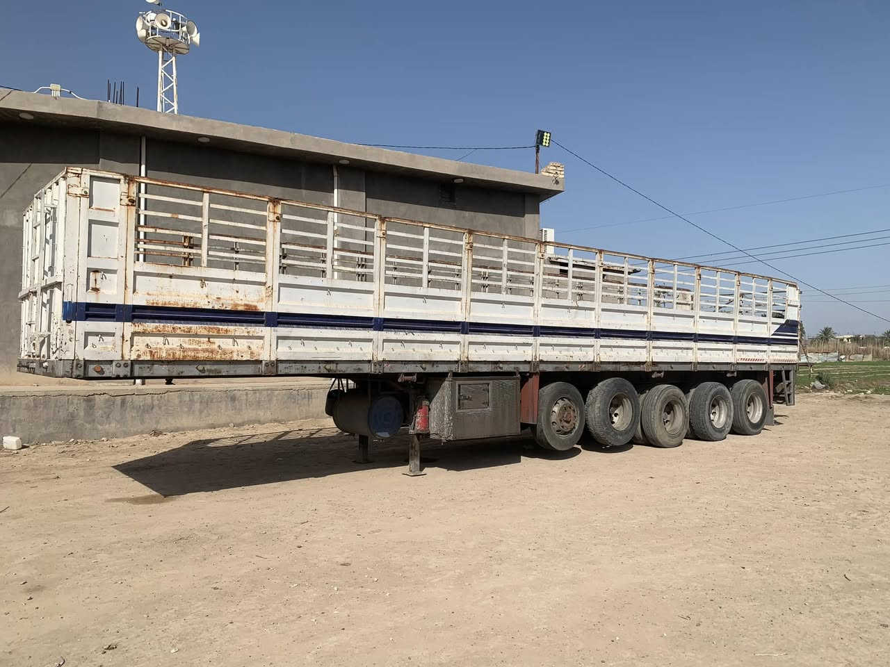 أسلام عليكم   عربانه اوربيه طول ١٣ و ٦٠ 
٥   دناكير ارتفاع أجناب ١٧٠ 
مكان أبوغريب 
واتساب ***********
