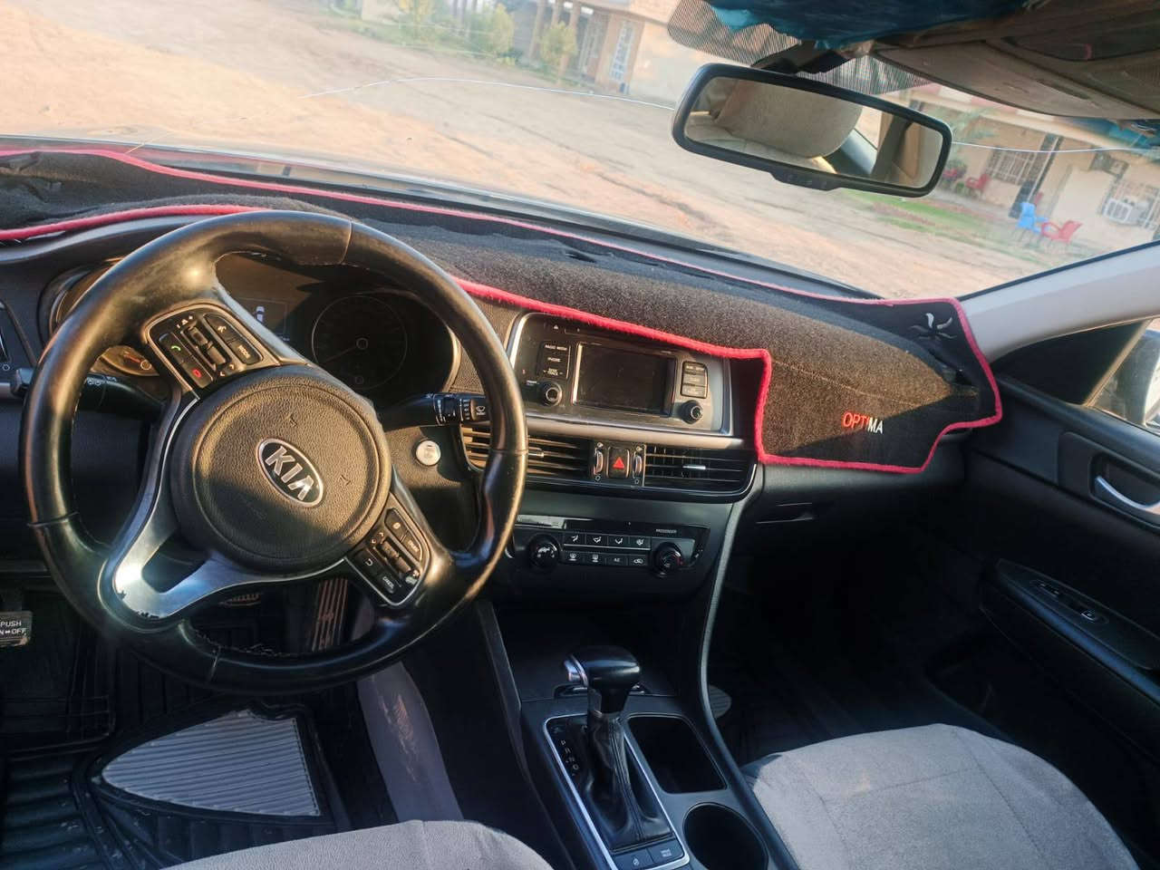 السلام عليكم من رخصه الادمن اوبتيما موديل 2017 رقم أربيل لون فيلي
بااسمي
ضررها ضربه خفيفه بالجنطه
محرك ٢٤٠٠
تحكمات استيرن شغاله عدا البصمه
تدفئة تبريد 
سياره نضيفه 
سعرها ١٣٥ بيها مجال قليل
رقمي واتساب
***********
