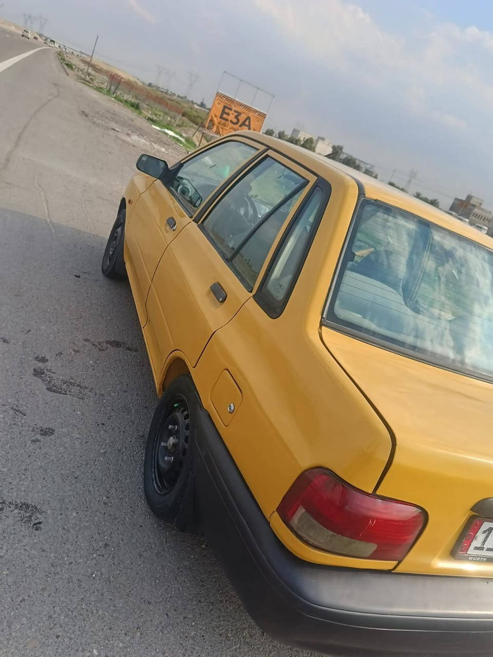 السلام عليكم...سايبه لبيع رقم بغداد الجديد تحويل ثاني يوم مصفرة هيئة وغرامات كير محرك كله جديد تبريد تدفئة كهربائيات كله شغلل ترايك لبصرة سيارة بالواقع احلى من صور مكان سيارة بغداد ناحية الرشيد قرب سريع دورة يوسفية من جهة دولي سعر ٣٣ وبيه مجال لطيبين ***********/*********** خابر ودلل
