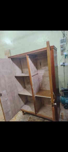 كنتور ابو بابين تزكام نجارة السعر 150 وبي مجال للاستفسار الاتصال على الرقم *********** العنوان كوت سوق القصاصيب سوك المسكف القديم قرب ساحه الخبازات قرب غازي ابو العطاريات
