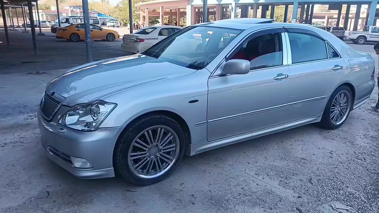 موس سپورت 2005 
سلایت.. ٣ دوگمە ١ پارچە سبخ 
ناو رساسی١٨٠ بی دوکە ل شاشە تیسلا 
ماشاللە  چال و شوختی نیە 
مشتری نیت تلفون مە کە قفلی 62 کە می نیە خوم 63 نیو لە سە رمە. ش***********
