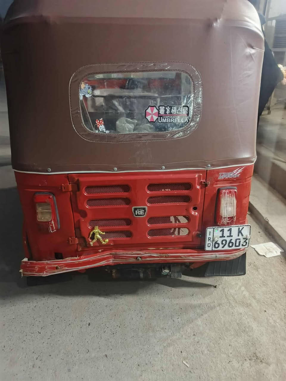 تكتك ١٨نضيف مجفت جديد اسعر ٥ملاين وبيه مجال رقم وسنويه رقم  ***********
