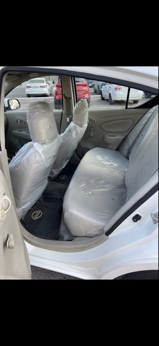 السلام عليكم
نيسان سني هندي 2019 
بليته زركه 
رقم بغداد  
بيه بل باب بصف سايق ع كد شبر صبغ وبيه بارد شبر 
سعر 107
مكاني بغداد 
الاستفسار ***********
