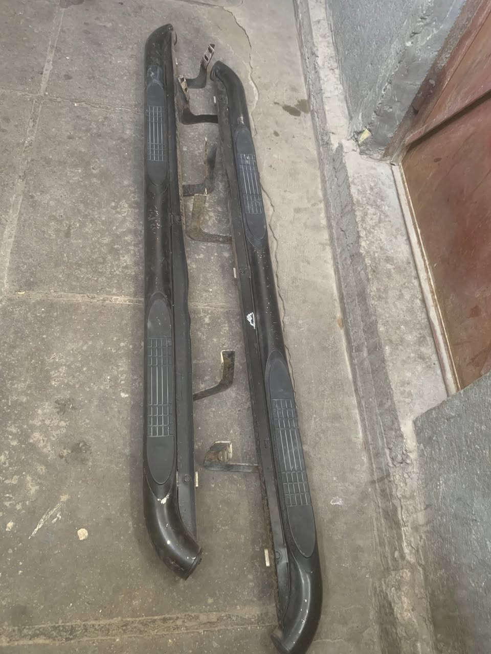 سلام عليكم بواري مالت بدي ودوس للبيع سعر البواري 35 وبيهن مجال وسعر الدوس 90 وبيهن مجال الشراي يتصل ***********
