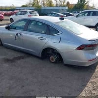 هوندا اكورد سبورت شراء جديد  موديل 2024  بدون حادث فقط سرقة التيارات و...