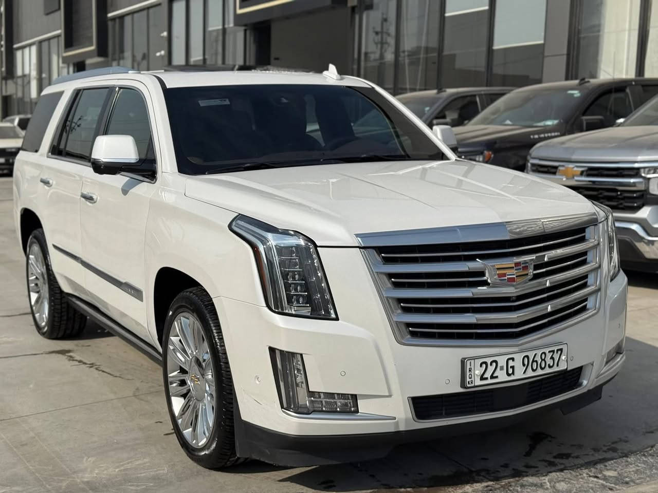 ارخص كاديلاك إسكاليد 2018 بكل العراق 
كاديلاك إسكاليد 2018 | خليجي وكالة منصور

ماشية: 140 ألف كيلو متر حقيقي

اللون: داخلي ناو زرد مع فورميكا نظيف جداً

الحالة: السيارة شبه جديدة بالكامل

الصبغ : اسفل بابين صفحة السكن صبغ فقط 

بدون دواخل بدون ايرباك خليجي وكالة منصور 

المحرك والگير: شرط

نظام التبريد والتدفئة والتعليق: خالٍ من أي مشاكل

الإطارات: 4 تاير بيلي بلد جديد

سنوية جديدة وفحص وشوارع وجبايات مدفوع بالكامل

المواصفات:

فتحة بانوراما

نظام صوتي فاخر يحتوي على 36 سماعة

شاشة لمس كبيرة

كاميرات 360

حساسات أمامية وخلفية

رادارات

كشنات جلد كهربائية مع تبريد وتسخين مع مساج 

تشغيل بصمة وتشغيل عن بعد

مثبت سرعة

أوتو بارك + أوتو ستوب

بلوتوث – AUX – Apple CarPlay

داتاشو للتحذيرات

سقف DVD وقاصة

صندوق خلفي كهربائي

مواصفات ماتندكر معروفة

رقم السيارة أربيل باسمي تحويل وكالة ثاني يوم 

السعر : 31.800$ 🔓 

ماكو هيج سعر بكل السوك 

للاستفسار الاتصال على

*********** واتساب 

*********** واتساب 
***********

مكان السيارة أربيل
