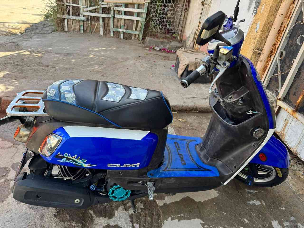 دراجة بوليسي مسطرة اللبيع السعر مليون ١٠٠ بيها مجال قليل


**إذا كنت صاحب هذا الإعلان وتريد حذفه لأي سبب، رجاءا أرسل رسالة إلى الدعم الفني**