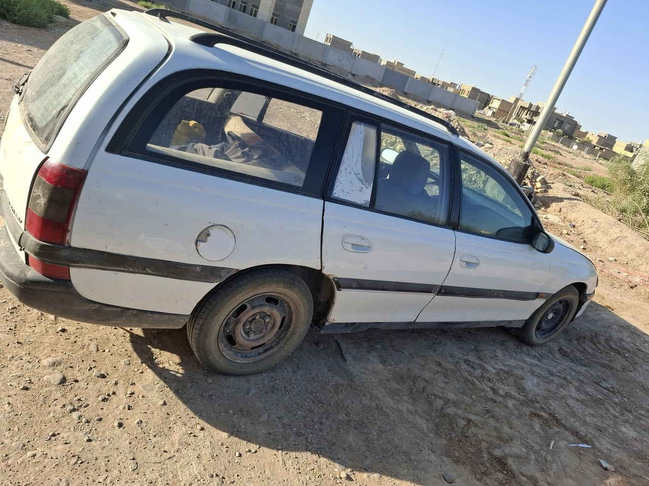 سلام عليكم اوبل بزون رقم بغداد انكليزي بسمي ابيع تصقيط للاستفسار ***********

