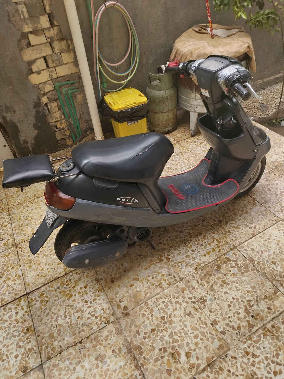 السلام عليكم
دراجه. بطه. موديل ٢٠٠٣ للبيع السعر ٣٢٥ وبها مجال للشراي مكاني. كربلاء
الرقم ***********
